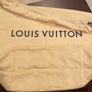 Louis Vuitton drawstring dust bag